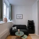 Appartement de 260 m² avec 1 chambre(s) en location à Lyon