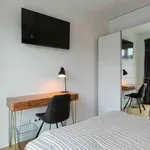 Rent a room of 107 m² in hamburg