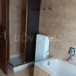 Rent 4 bedroom apartment of 167 m² in Rho