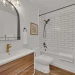 Appartement de 1280 m² avec 3 chambre(s) en location à Toronto (Rouge)