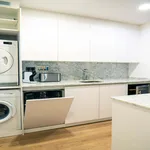 Rent a room of 107 m² in Barcelona