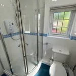 Rent 4 bedroom house in East Midlands