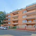 Rent 2 bedroom apartment in Johannesburg