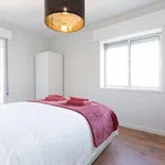 Rent 4 bedroom apartment in Porto