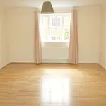 Rent 2 bedroom flat in Cardiff