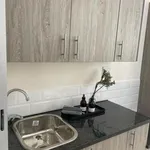 Rent 1 bedroom apartment in Johannesburg