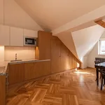 Rent 2 bedroom apartment of 86 m² in Prague