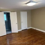 Appartement de 4090 m² avec 3 chambre(s) en location à Toronto (Willowdale West)