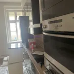 Pronajměte si 4 ložnic/e byt o rozloze 115 m² v Praha