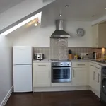 Rent 4 bedroom apartment of 69 m² in Exeter