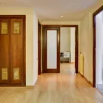 Rent a room of 155 m² in zaragoza