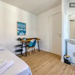 Rent 4 bedroom apartment of 95 m² in Grenoble