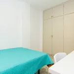 Rent 5 bedroom apartment in Granada