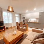 Rent 1 bedroom apartment of 46 m² in Prague