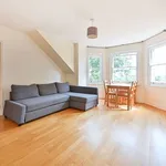 Flat to rent in Jenner Road, Guildford GU1