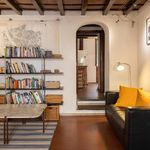 Rent 2 bedroom apartment in Roma