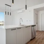 Rent 4 bedroom apartment of 100 m² in Gatineau