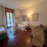 Rent 4 bedroom apartment of 100 m² in Bologna