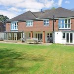 Rent 6 bedroom house in South East England