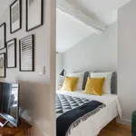 Rent 1 bedroom apartment of 25 m² in Lyon