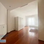 Rent 4 bedroom apartment of 170 m² in Milan