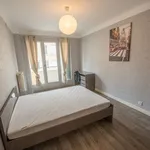 Appartement de 14 m² avec 3 chambre(s) en location à Saint-Étienne