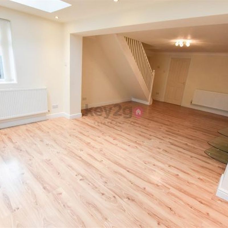 Terraced house to rent in Deepwell View, Halfway S20 Waterthorpe