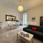 Rent 5 bedroom apartment of 210 m² in Naples