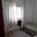 Alquilar 4 dormitorio apartamento en Seville