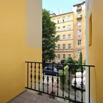 Pronajměte si 4 ložnic/e byt o rozloze 126 m² v Prague