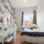 Rent 5 bedroom house in Preston