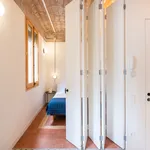 Rent 1 bedroom apartment of 28 m² in Barcelona