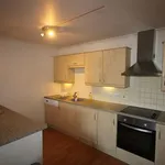 Rent 2 bedroom flat in Yorkshire And The Humber