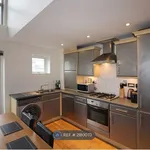 Rent 3 bedroom apartment in East Of England