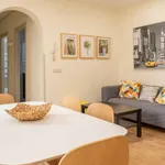 Rent a room of 157 m² in madrid