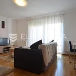 Najam 1 spavaće sobe stan od 54 m² u Rovinj