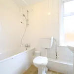 Rent 2 bedroom flat in London