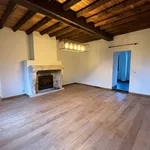 Rent 3 bedroom house of 903 m² in Lombise