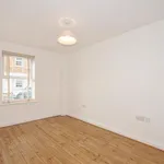 Flat to rent in Newbury, Berkshire RG14