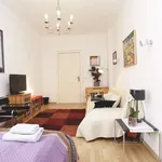 Rent 2 bedroom apartment of 60 m² in berlin