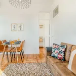 Rent 3 bedroom apartment of 1023 m² in Lisbon