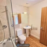 Rent 2 bedroom flat in West Midlands