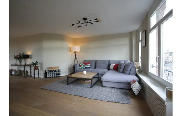 Huur 2 slaapkamer appartement van 119 m² in Amsterdam