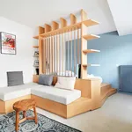 Rent 1 bedroom apartment of 300 m² in Paris