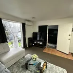 Rent 2 bedroom apartment in Maungakiekie-Tāmaki