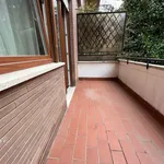 Rent 2 bedroom apartment of 90 m² in Roma