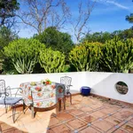 Rent 4 bedroom house of 350 m² in Marbella