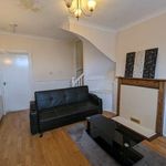 Rent 3 bedroom flat in West Midlands