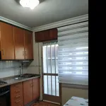 Alquilo 3 dormitorio casa de 80 m² en Pontevedra']