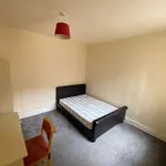 Rent 7 bedroom house in East Midlands